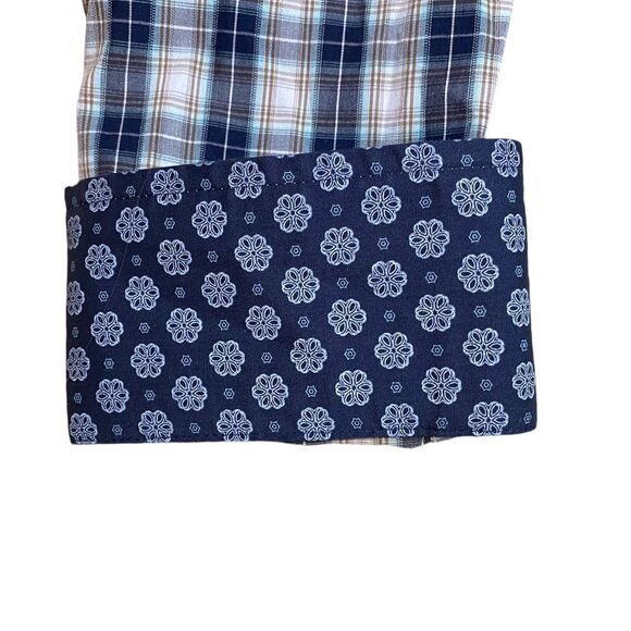 Ariat Men's Plaid Button-Down Shirt with Floral Contrast Cuffs Western Casual - Picture 9 of 9